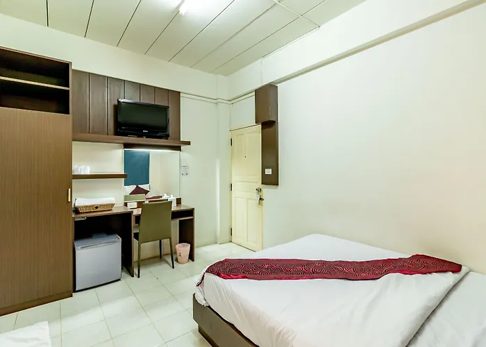 Апарт-отель Riski Bangkok-noi - Wasit 3*